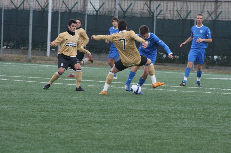 juventusnovaraberettiLC141208 002.jpg