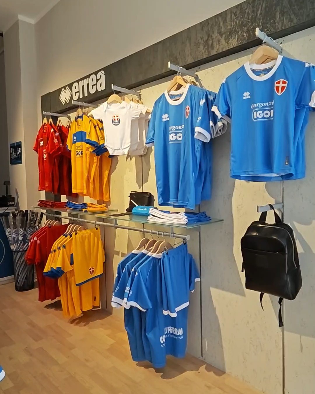 Il Novara vi aspetta allo Store!